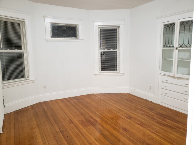 Bedroom or Dining Area - 432 Washington St