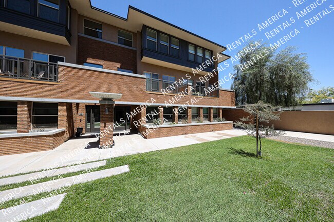Foto del edificio - 1400 E Bethany Home Rd