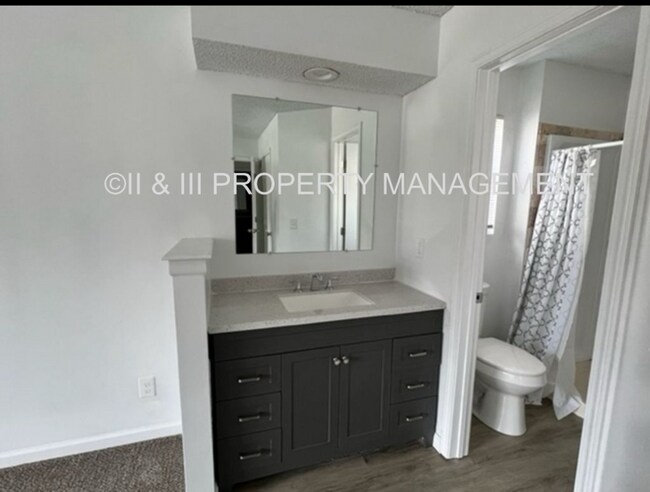 Foto del edificio - 9217 Central St