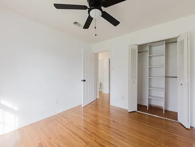 Building Photo - 46 Rosemoor Dr