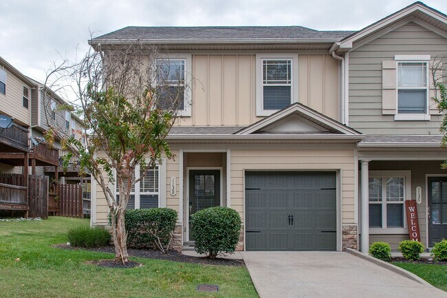 Foto del edificio - 1138 Woodbury Falls Ct