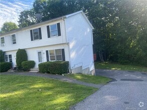 Building Photo - 53 Stonewall Ln