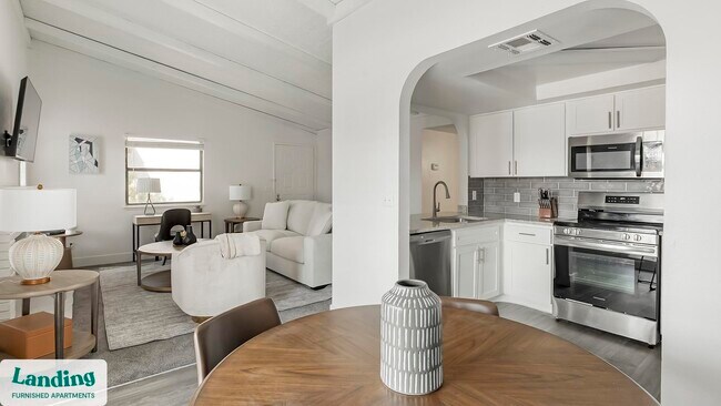 Foto del edificio - 5272 Tamarus St