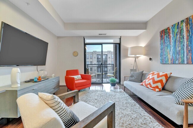 Foto del edificio - Charming 1 Bedroom Condo in Alexandria Vir...