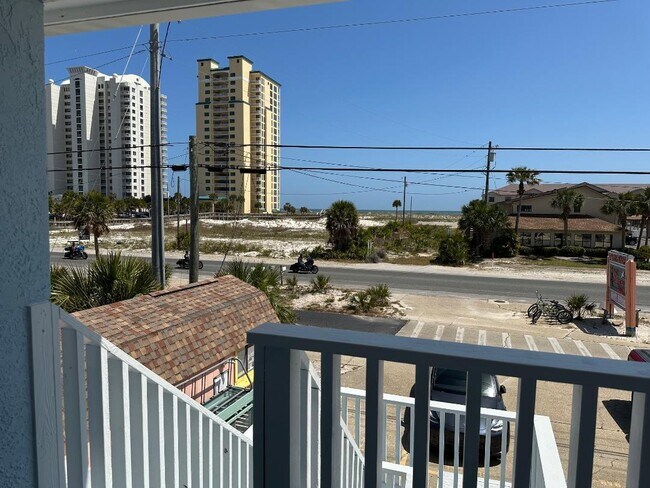 Foto del edificio - 8460 Gulf Blvd