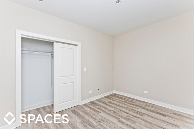 Foto del edificio - 3601 W Ainslie St