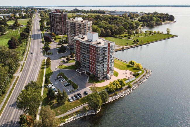 Building Photo - Richardson Wharf