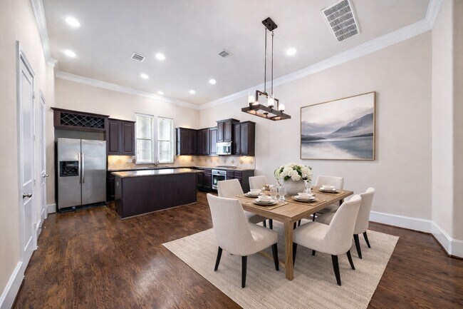 Foto del edificio - 6606 Toledo St