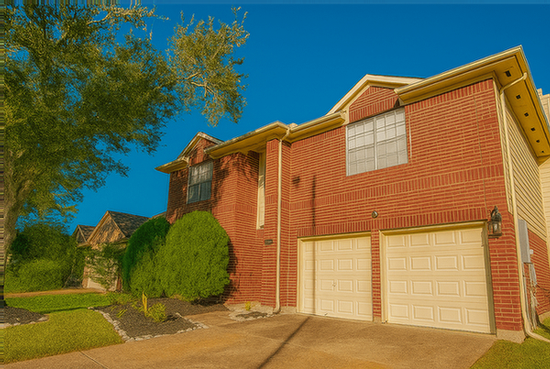 Foto principal - 4427 Eaglewood Trail Dr