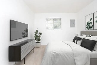 Building Photo - 6110 Cricklewood Dr