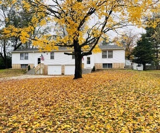 Building Photo - 6320-6322 N Fruitridge St