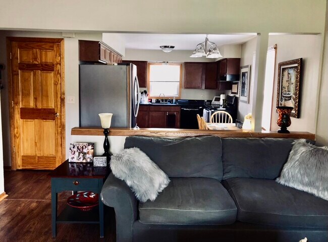 Foto del edificio - 853 Fielding Ln