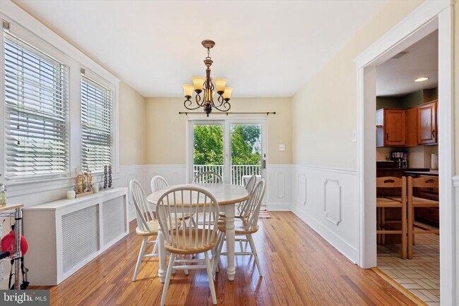 Foto del edificio - 149 E 11th Ave