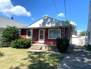 Building Photo - 2325 W Kellogg Ave