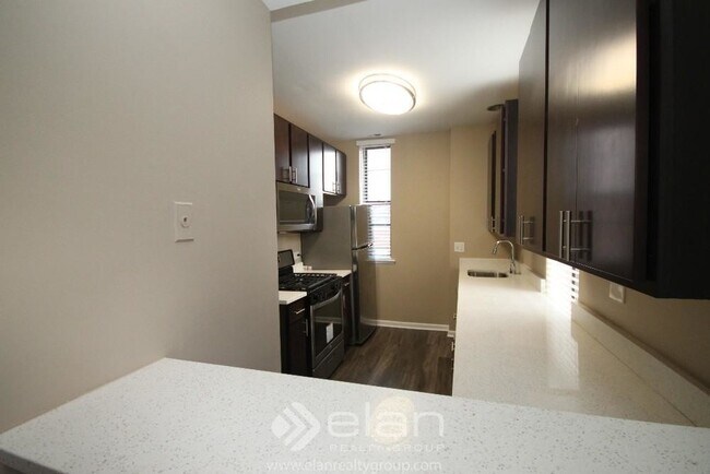 Foto del edificio - 1800 N Halsted St