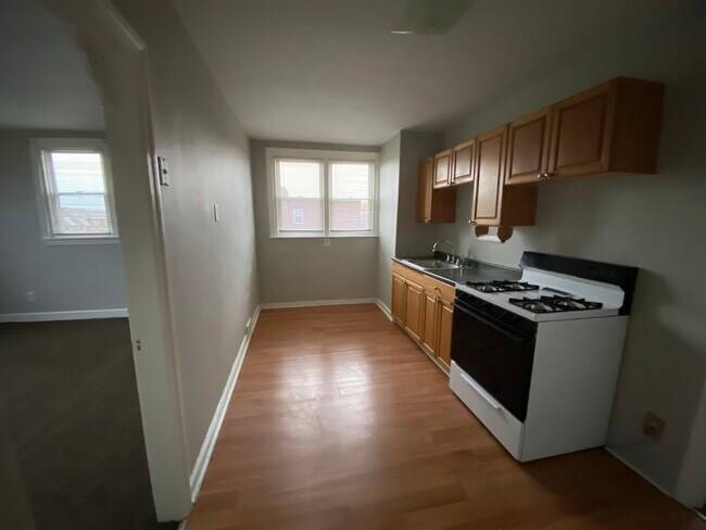 Cocina - 4444 Loring St