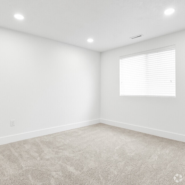 Building Photo - 15098 S Wild Horse Wy