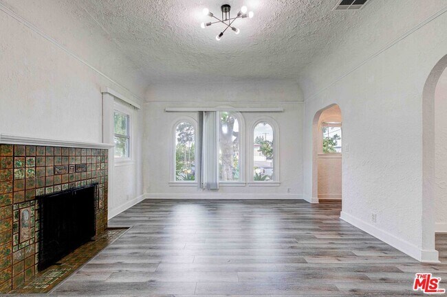 Foto del edificio - 2215 N Niagara St