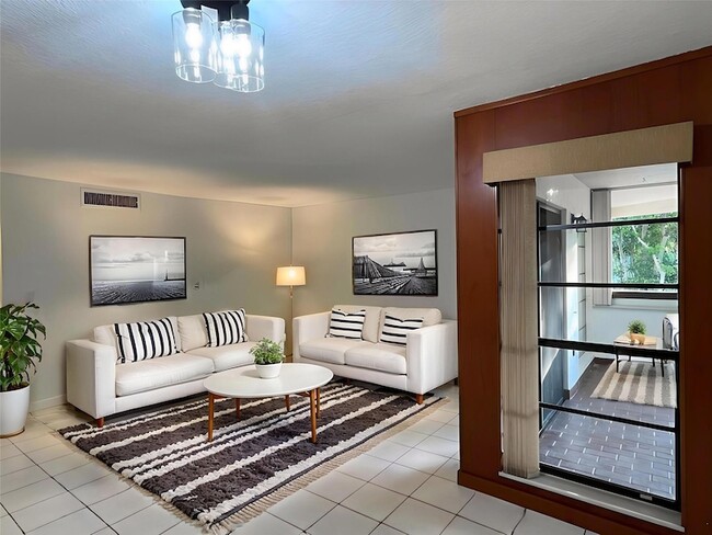 Photo - 9030 SW 125th Ave Apartment