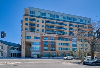 Building Photo - 652 Princess St Building Photo - 652 Princess St