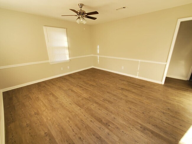 Foto del edificio - 4002 Mc Vay St SW