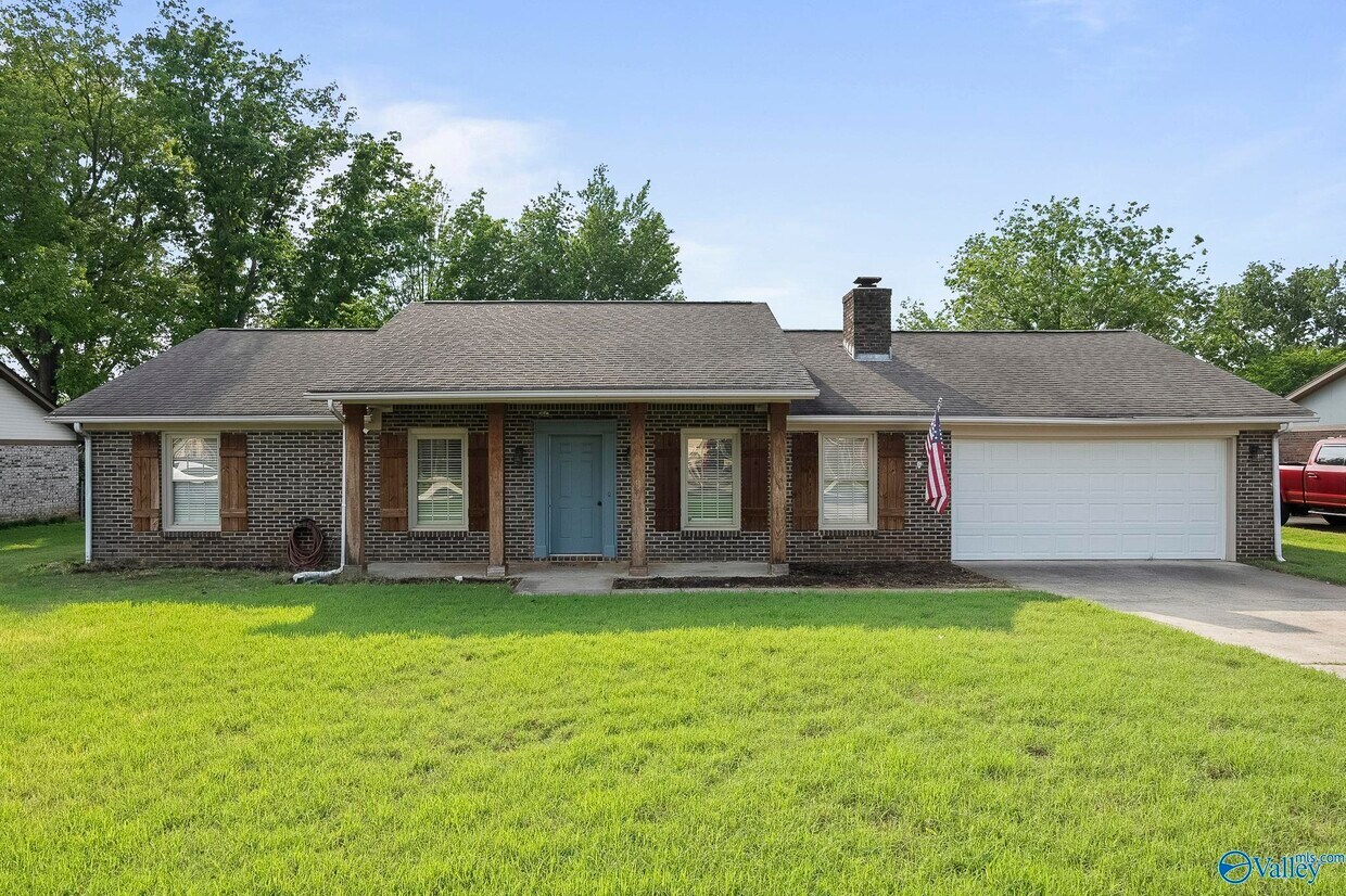 Foto principal - 10307 Parliament Dr SW