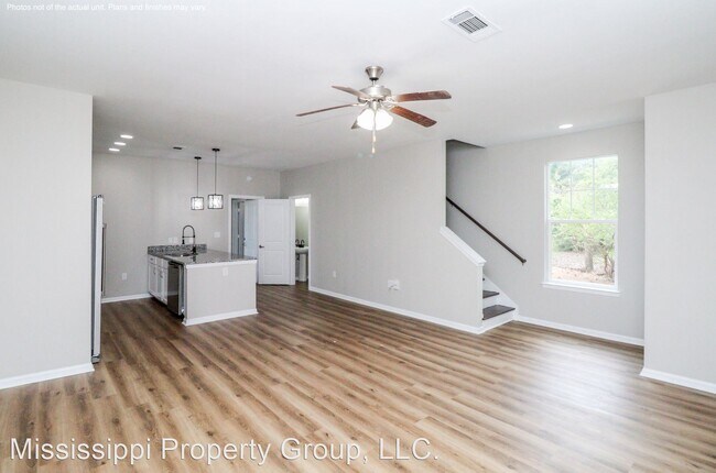Foto del edificio - 3 br, 3 bath House - 234 Town Center Drive
