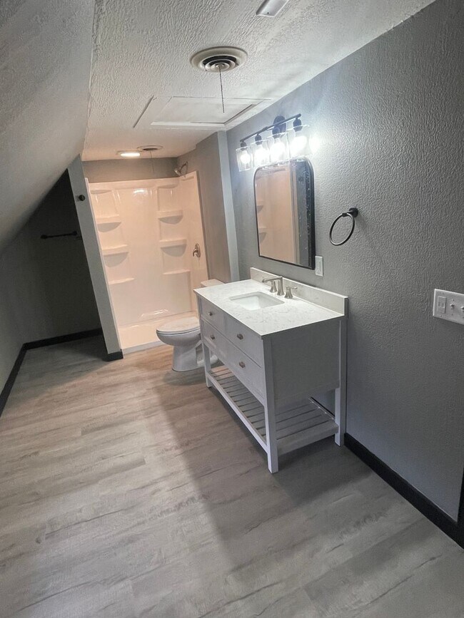 Foto del edificio - 952 Elmwood Ave