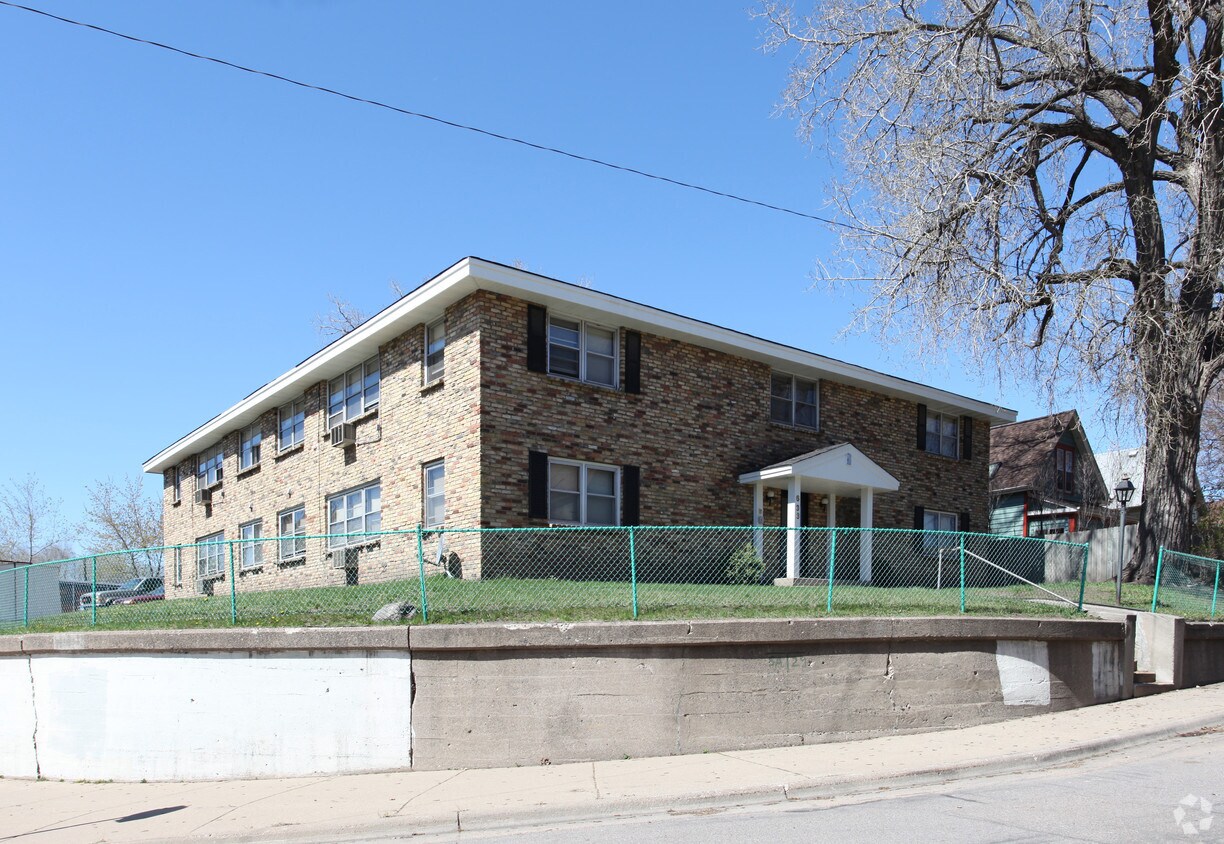 638 Polk St NE, Minneapolis, MN 55413 Apartments in Minneapolis, MN