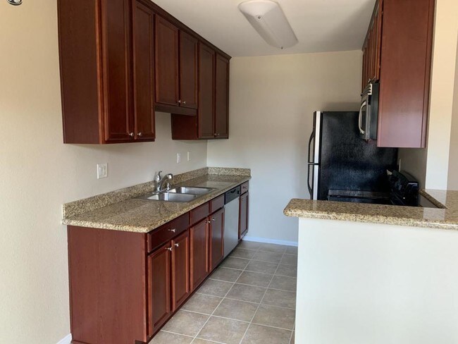 Foto del edificio - 4424 Altadena Ave Unit 14