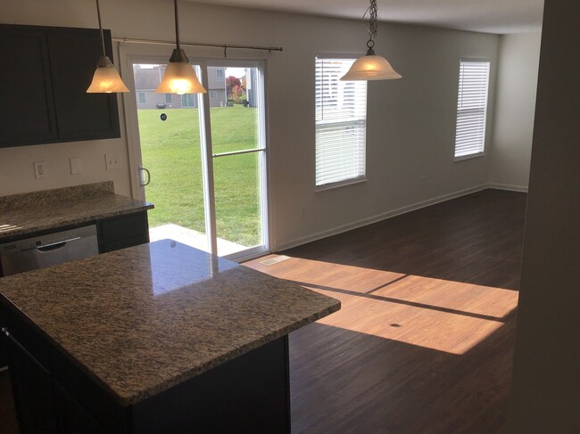Building Photo - 122 Faulkner Dr