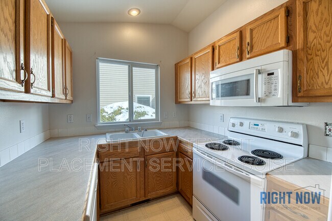 Building Photo - 5601 S Caper Pl
