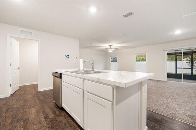 Building Photo - 669 Grand Reserve Dr