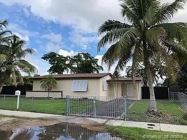 Primary Photo - 9830 SW 197th St