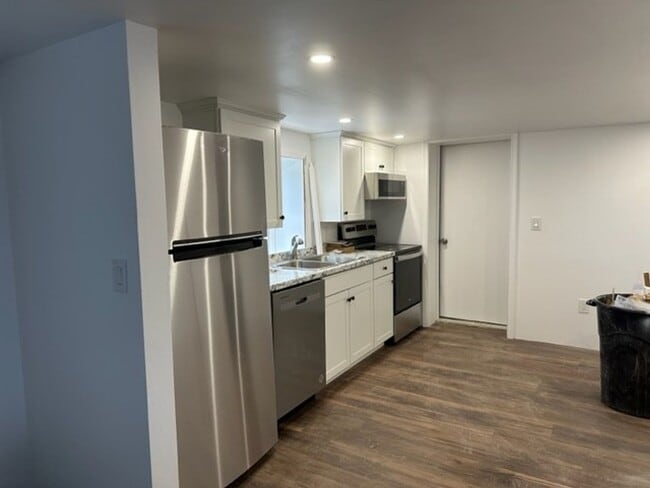 Foto del edificio - 129 E Market St