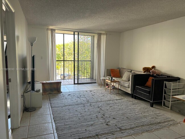 Building Photo - 8075 SW 107th Ave
