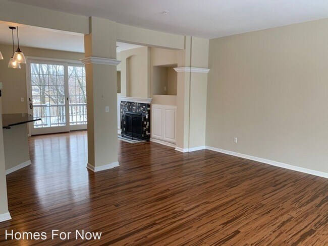 Building Photo - 2 br, 2.5 bath House - 996 Fairfield Ct