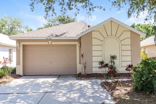 Building Photo - 6713 Summer Cove Dr