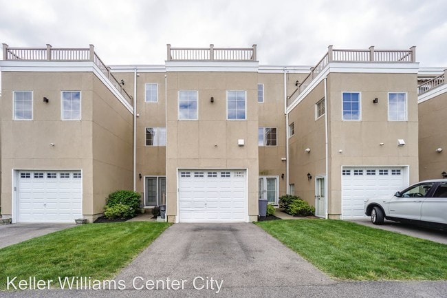Building Photo - 2311 Hartranft St