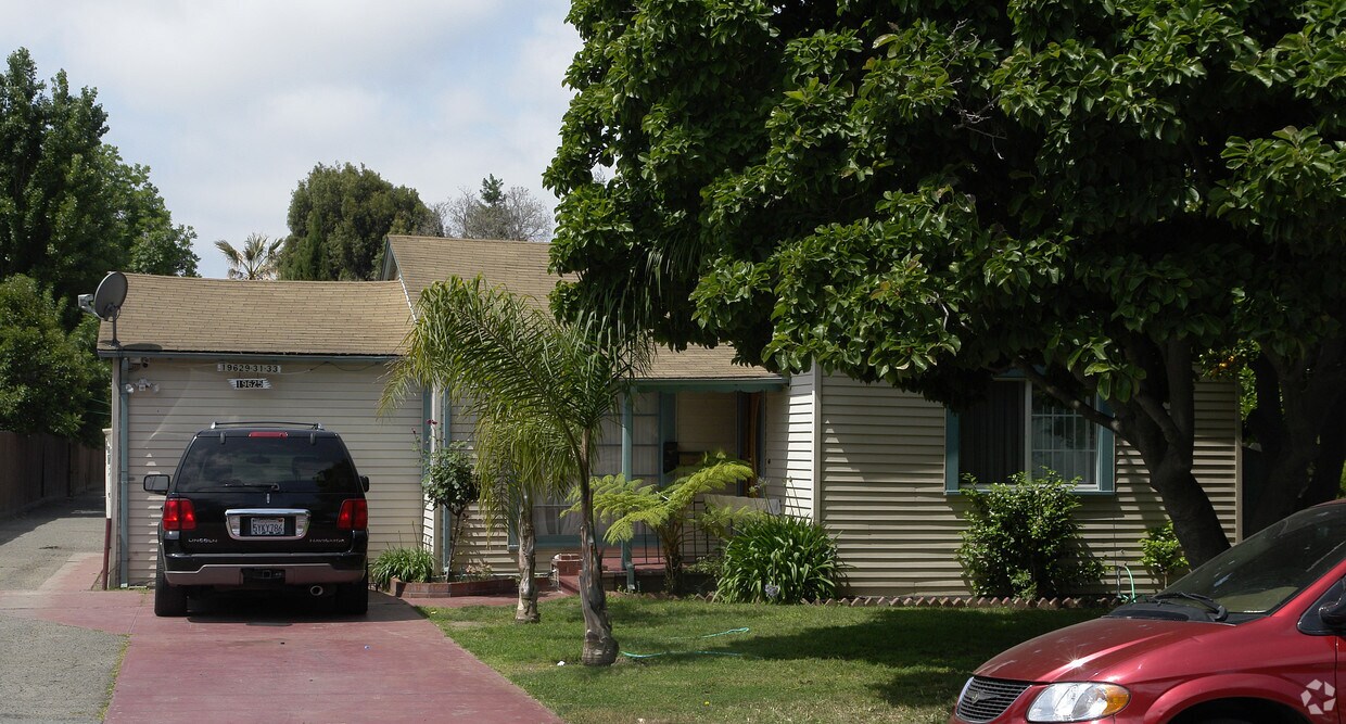 Building Photo - 19625 Meekland Ave