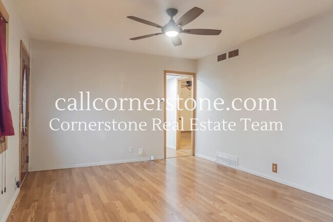 Foto del edificio - 411 E Cheyenne Rd