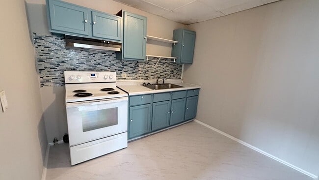 Building Photo - 410 N. Third Ave. - Unit B