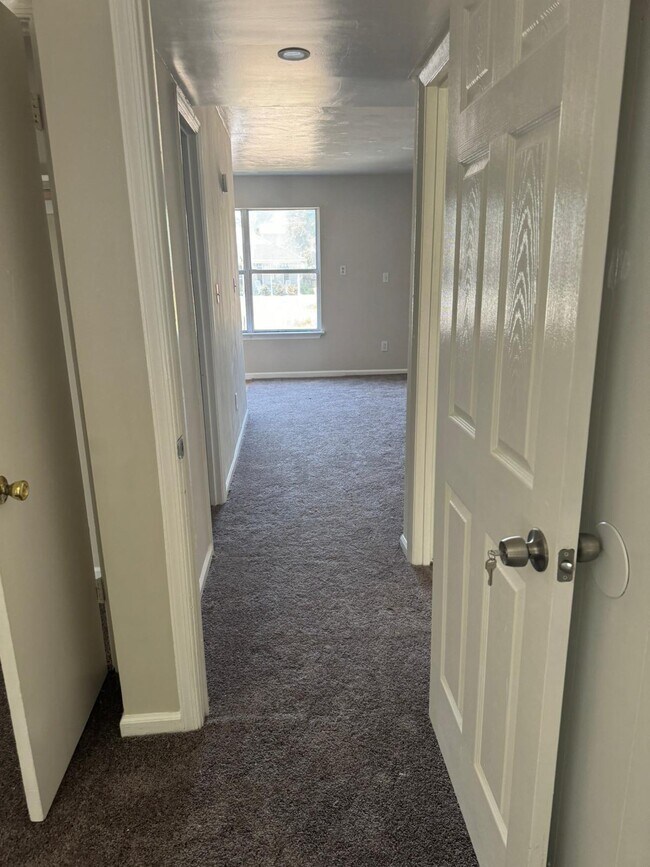 Photo - 1340 Reservoir Ave Apartment