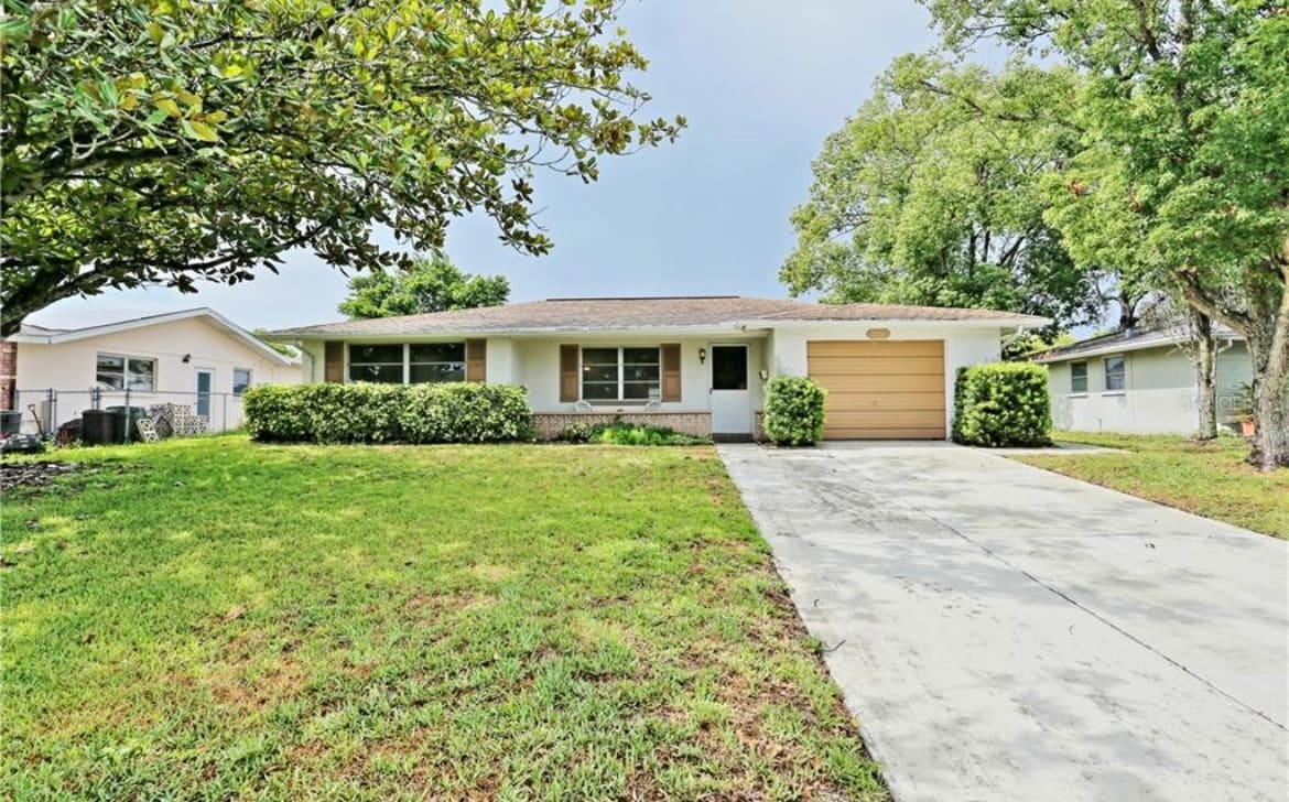Primary Photo - 7936 Mimosa Dr
