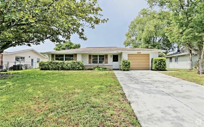 Building Photo - 7936 Mimosa Dr
