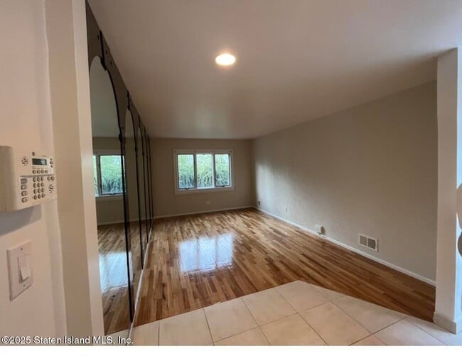 Photo - 384 Purdy Ave Apartment