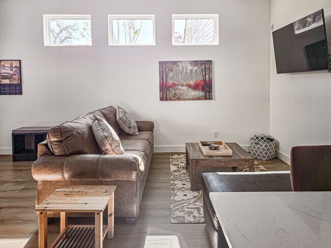 Foto del edificio - 203 Danna Ln