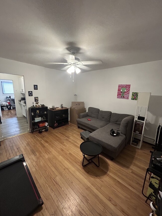 Foto del edificio - 4532 N Claremont Ave