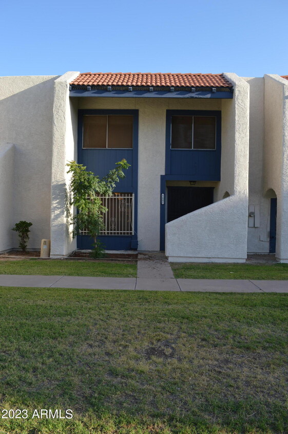 Primary Photo - 5442 W El Caminito Dr