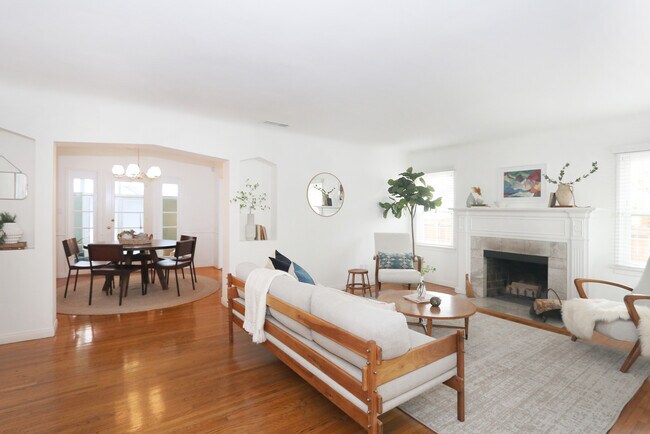 Foto del edificio - 329 N Avenue 66